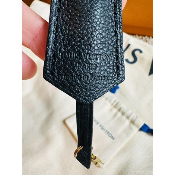 EXTREMELY RARE Louis Vuitton Montaigne GM Empriente Noir - Picture 9 of 16